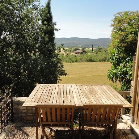 Joli Appartement Dans Village Calme En Provence Les Mees Екстер'єр фото